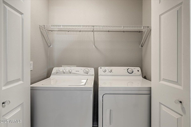 20100 N 78th Pl Unit 2019, Scottsdale, AZ 85255 - laundry area featuring independent washer and dryer