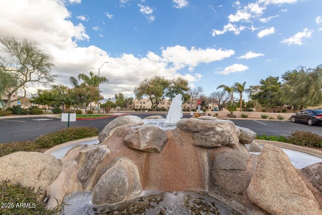 11260 N 92nd St Unit 2102, Scottsdale, AZ 85260 - view of community featuring uncovered parking