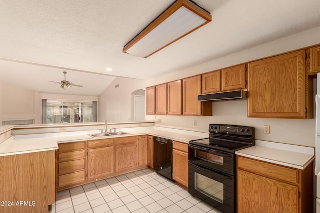 kitchen with a textured ceiling, vaulted ceiling, ceiling fan, sink, and black appliances