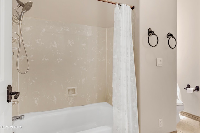 11266 W Calle Con Queso, Casa Grande, AZ 85194 - bathroom featuring shower / tub combo, tile patterned flooring, and toilet