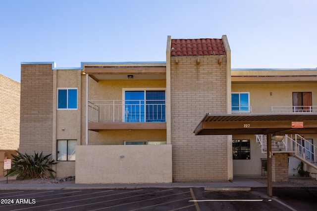 view of building exterior