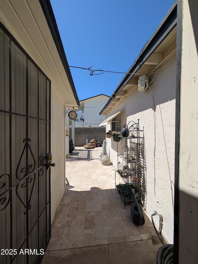 3827 N 8th St, Phoenix, AZ 85014 - view of patio / terrace
