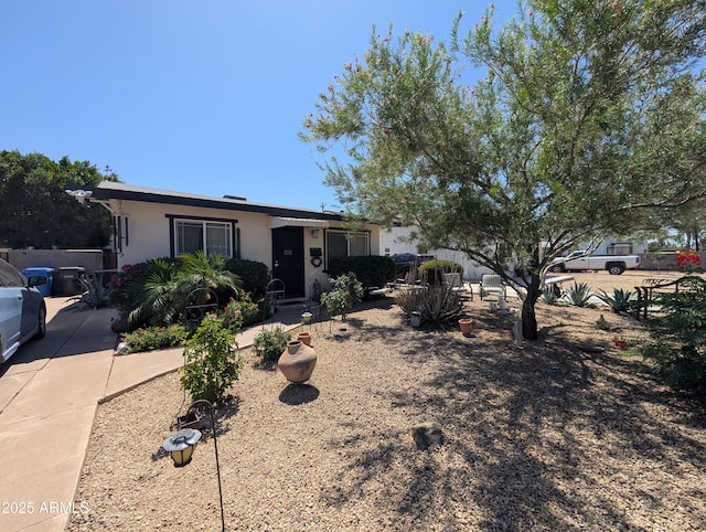 3827 N 8th St, Phoenix, AZ 85014 - view of front of home featuring stucco siding