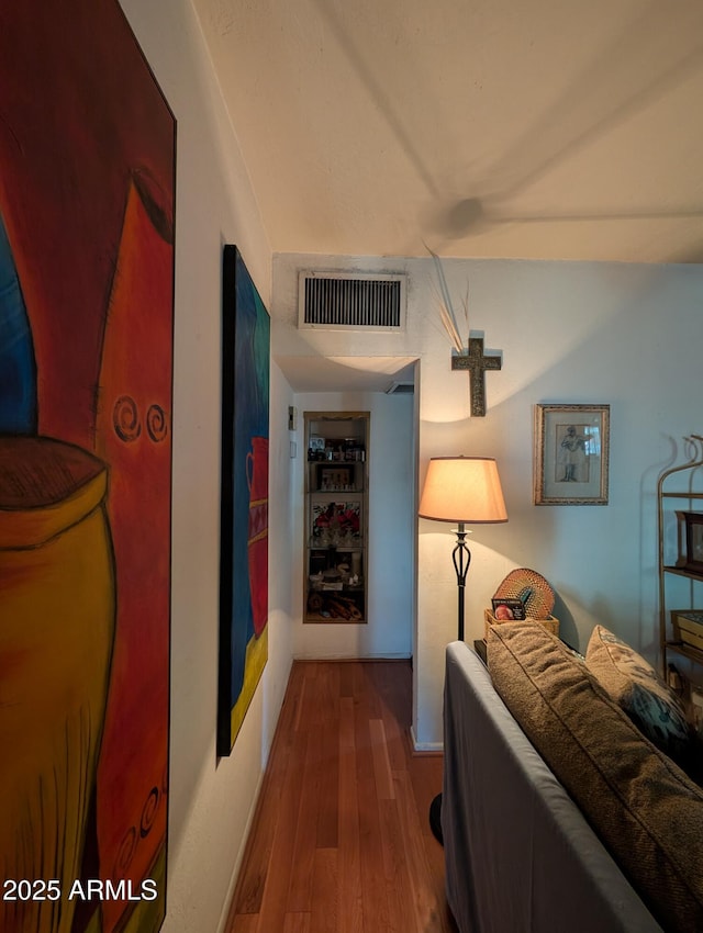 3827 N 8th St, Phoenix, AZ 85014 - corridor with wood finished floors
