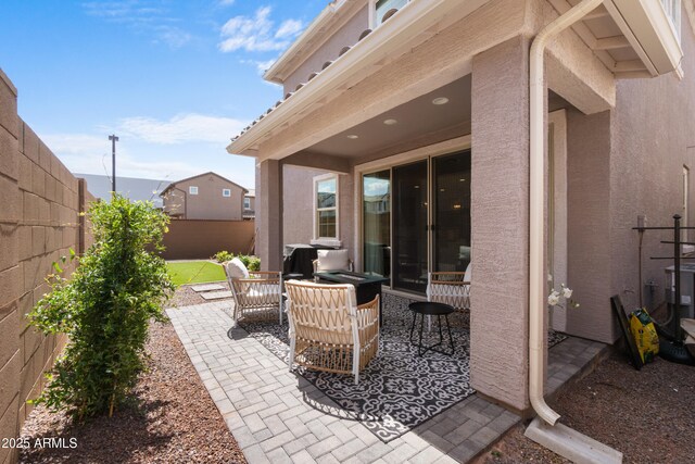 655 S Jacana Ln, Gilbert, AZ 85296 - fenced backyard with a patio