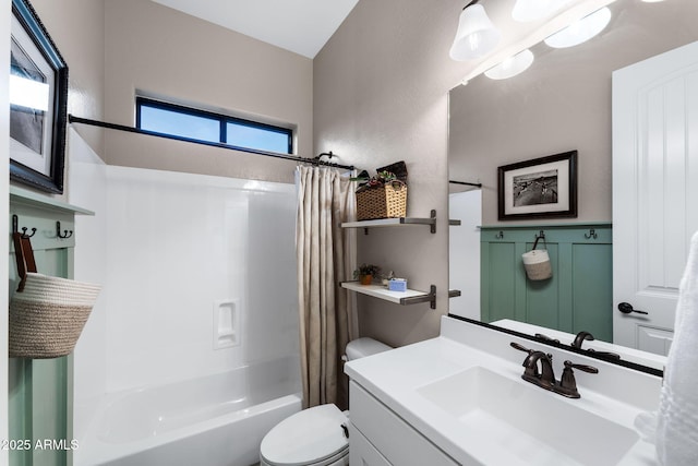 full bath featuring toilet, vanity, and shower / bath combo