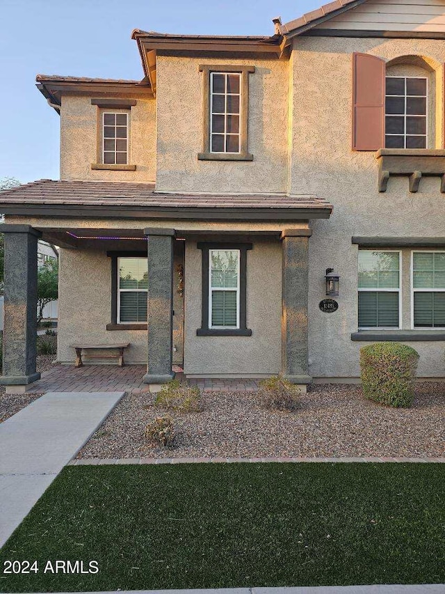 view of front of house with covered porch