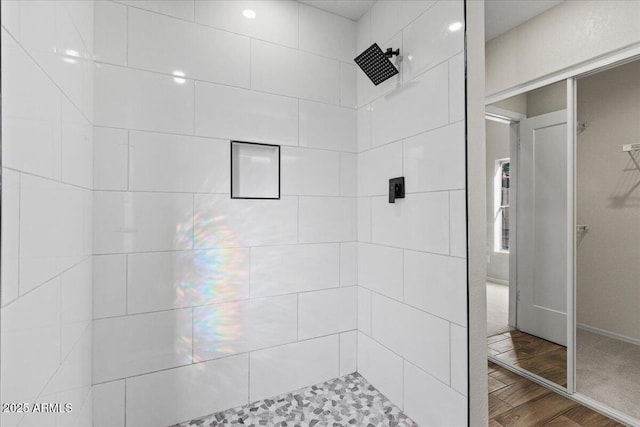 1736 E Bluefield Ave, Phoenix, AZ 85022 - full bathroom with a tile shower and wood finished floors