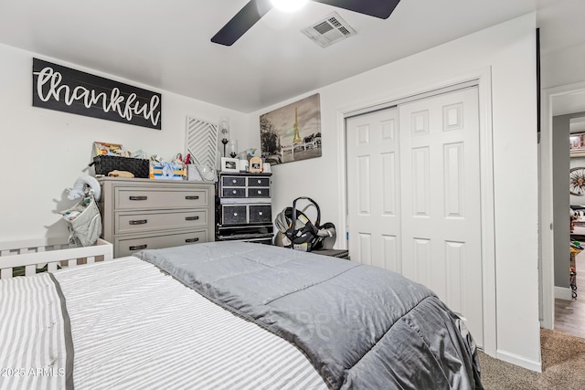 3207 N Steves Blvd, Flagstaff, AZ 86004 - carpeted bedroom with a ceiling fan, a closet, visible vents, and baseboards