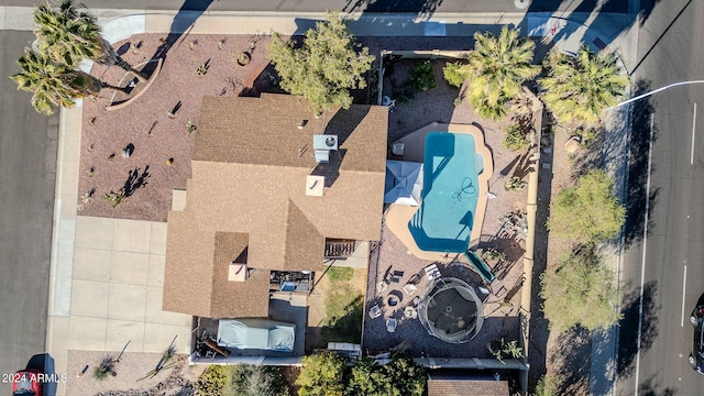 13051 N 75th Dr, Peoria, AZ 85381 - aerial view of property and surrounding area featuring a pool