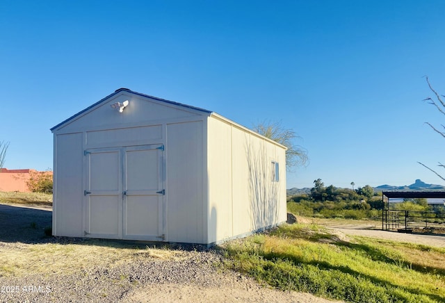 view of outbuilding