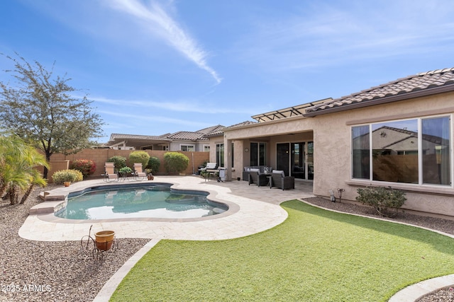 view of swimming pool featuring a patio