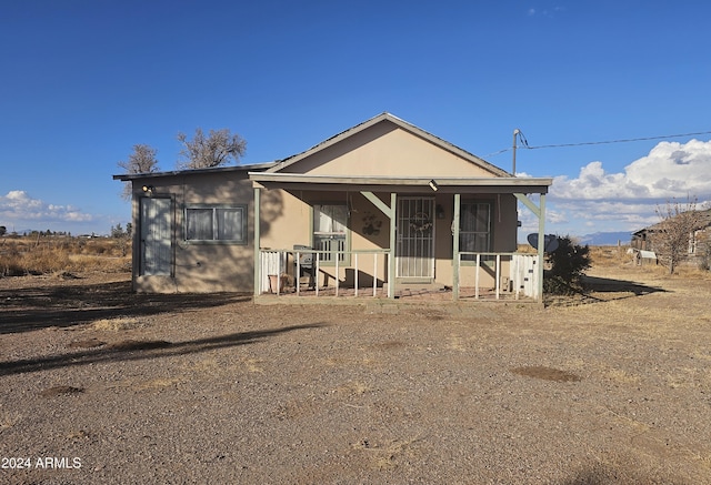 view of front of home