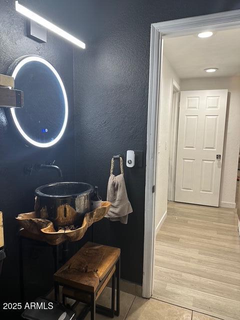 11028 W Crimson Ln, Avondale, AZ 85392 - bathroom featuring baseboards, recessed lighting, and tile patterned floors