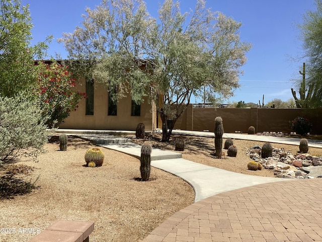 6540 E Wildcat Dr, Cave Creek, AZ 85331 - view of front of property featuring stucco siding
