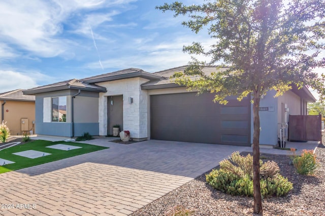 view of front of house featuring a garage