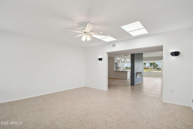 empty room featuring ceiling fan