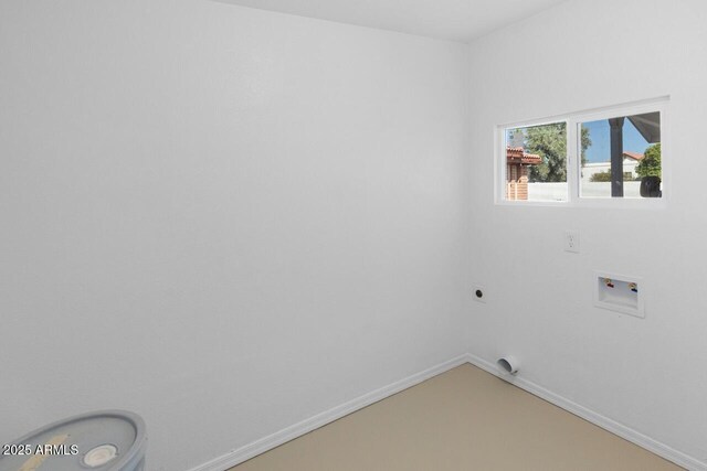 6610 N 15th Ave, Phoenix, AZ 85015 - clothes washing area with hookup for an electric dryer, washer hookup, baseboards, and laundry area