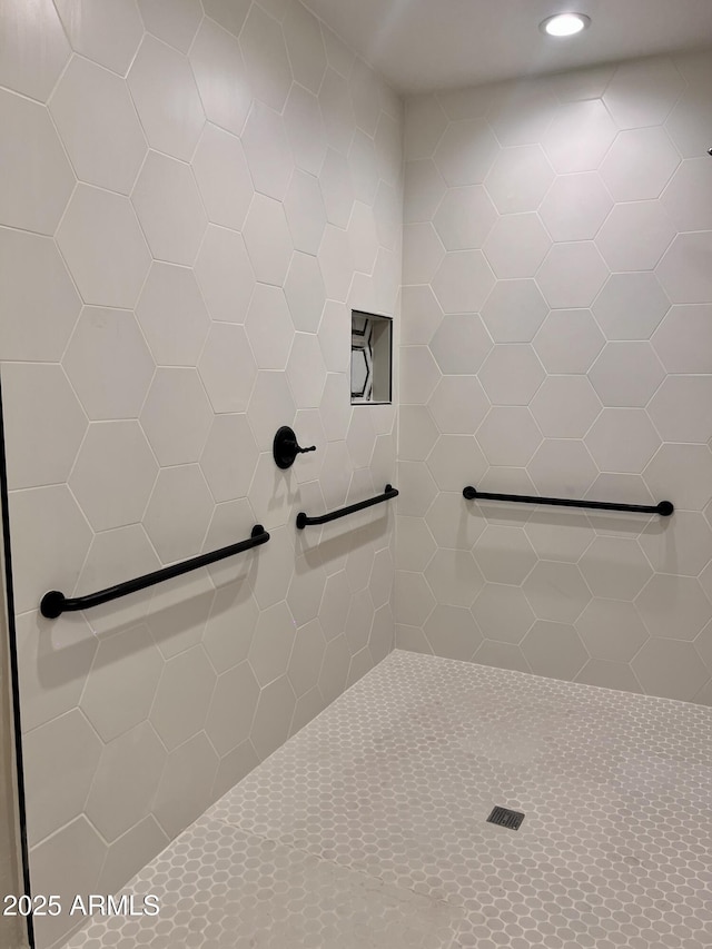 11074 W Tonto St, Avondale, AZ 85323 - bathroom with recessed lighting and tiled shower