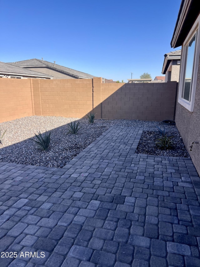 11074 W Tonto St, Avondale, AZ 85323 - view of patio featuring a fenced backyard