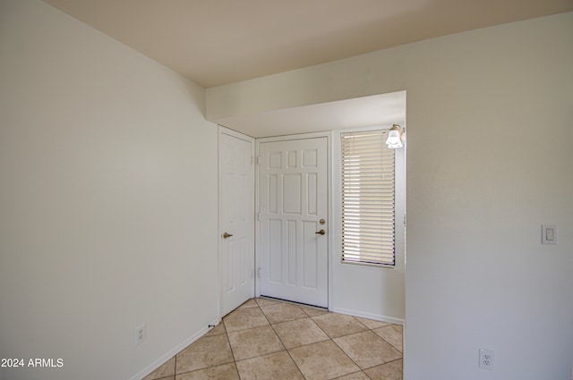 view of tiled entryway