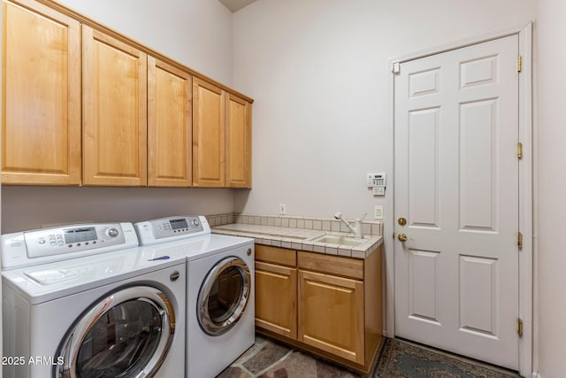 23760 N 80th Way, Scottsdale, AZ 85255 - clothes washing area featuring washing machine and dryer and cabinet space