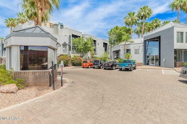 3633 N 3rd Ave Unit 2031, Phoenix, AZ 85013 - view of property with a residential view