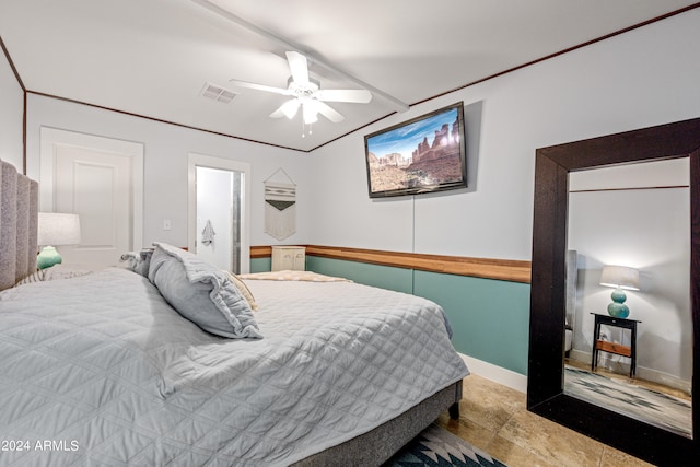 bedroom featuring ceiling fan