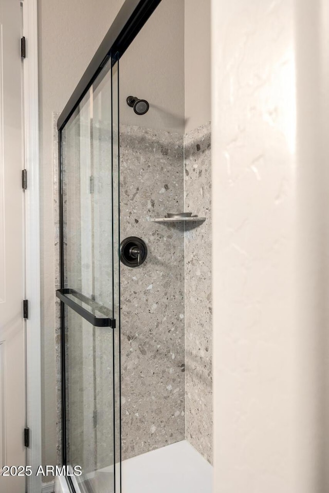 1822 N Waverly, Mesa, AZ 85207 - full bathroom featuring a stall shower