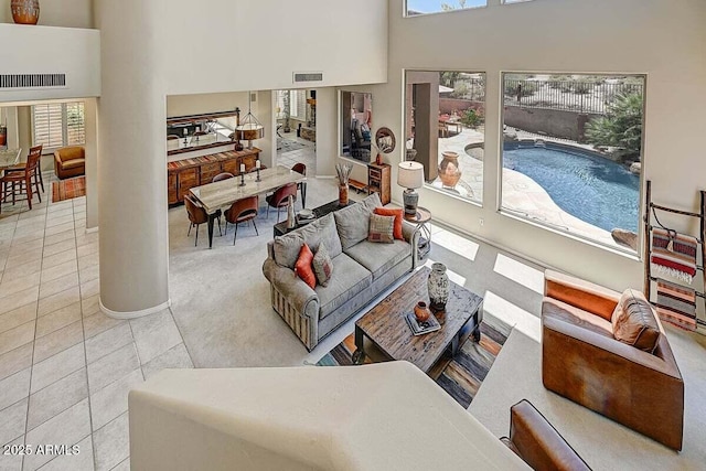 27892 N 108th Way, Scottsdale, AZ 85262 - tiled living area with a high ceiling