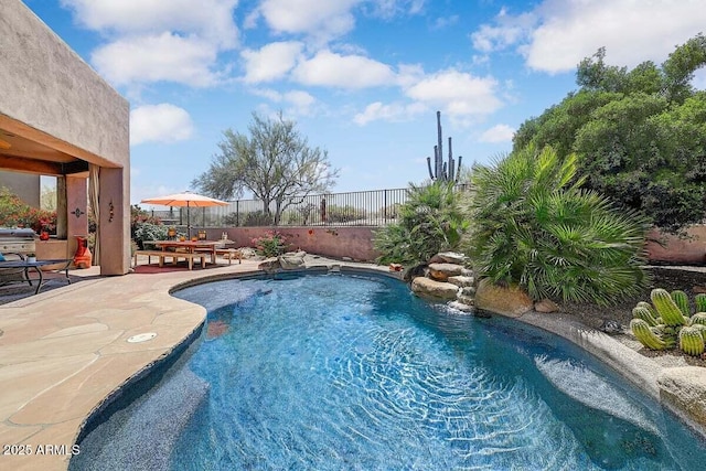 27892 N 108th Way, Scottsdale, AZ 85262 - view of swimming pool featuring a patio area