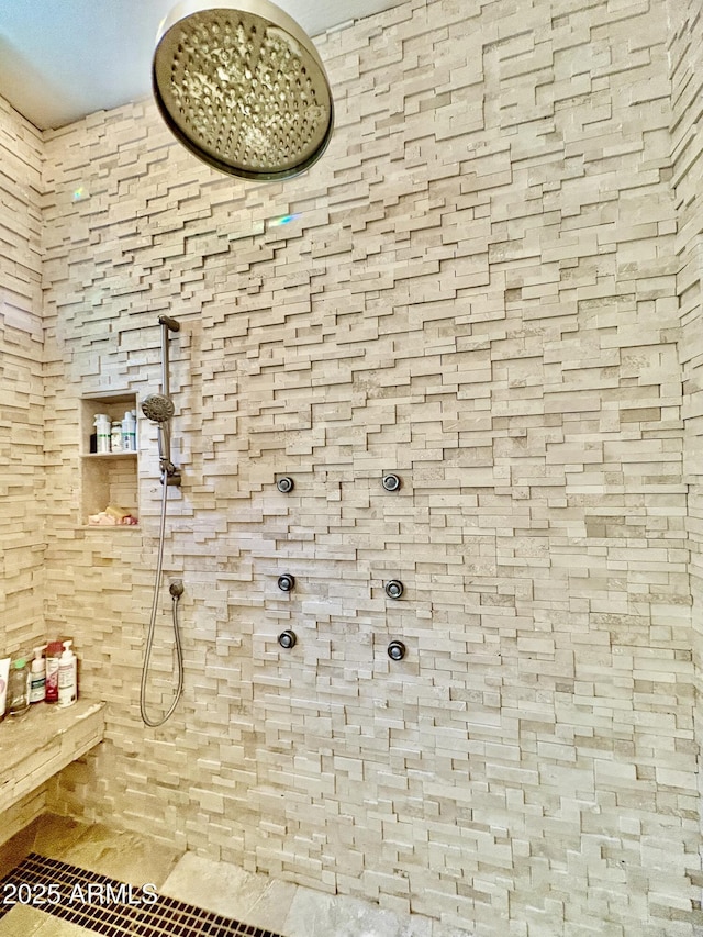 9249 E Desert Arroyos St, Scottsdale, AZ 85255 - full bath featuring a tile shower