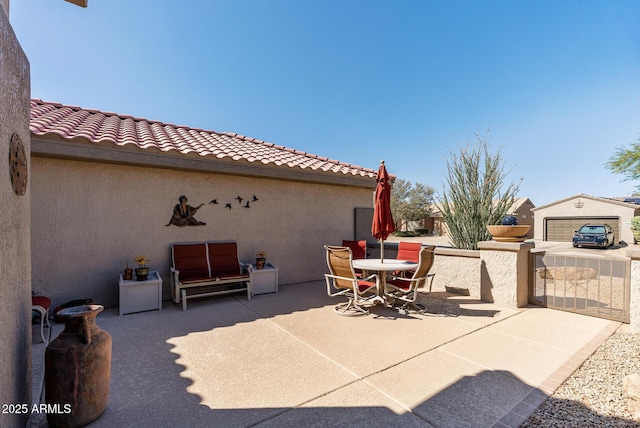 view of patio featuring outdoor dining space