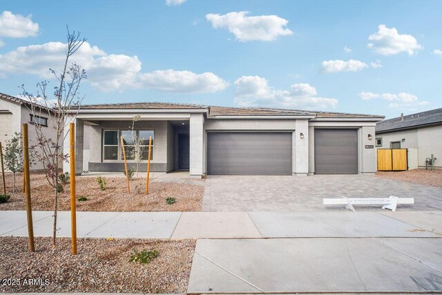 view of front of property featuring a garage