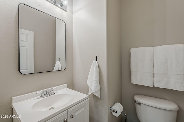 1482 S Banning St, Gilbert, AZ 85296 - bathroom with vanity and toilet