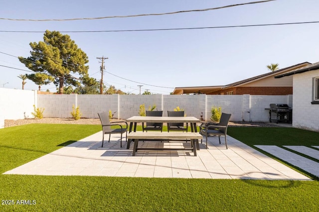 view of patio / terrace with area for grilling