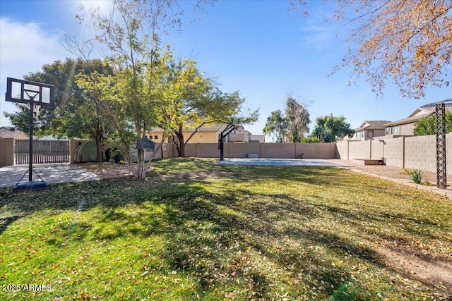 view of yard with a patio