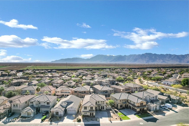 bird's eye view featuring a mountain view