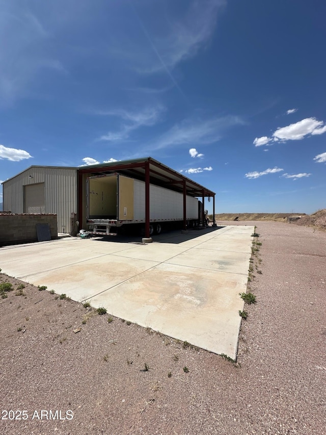 14 Lariat Trl, Sonoita, AZ 85637 - view of outbuilding featuring driveway