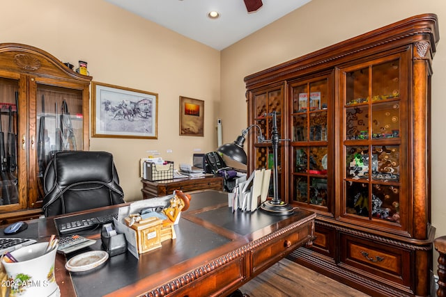 office area with hardwood / wood-style floors