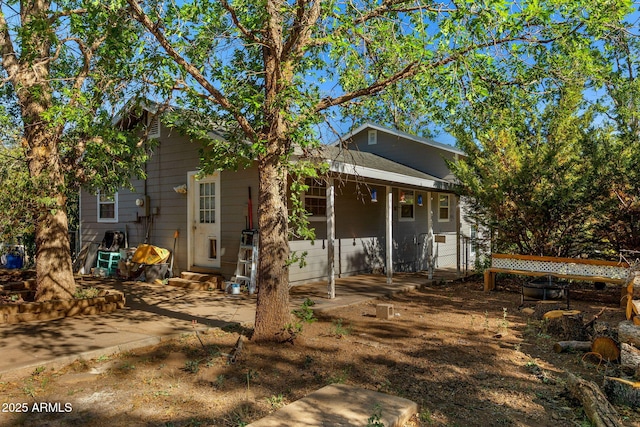 1326 W Apache Ln, Pinetop-Lakeside, AZ 85929 - back of property with entry steps