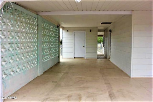 11201 W Missouri Ave, Youngtown, AZ 85363 - hall featuring visible vents