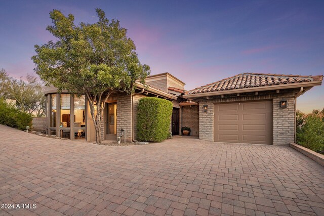 view of front facade with a garage