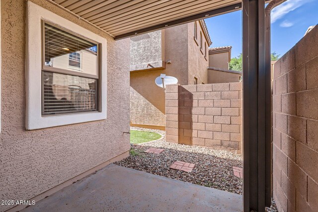 2862 E Megan St, Gilbert, AZ 85295 - view of patio / terrace