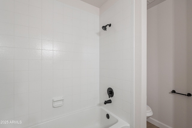 101 N 7th St Unit 168, Phoenix, AZ 85034 - full bathroom with toilet and washtub / shower combination