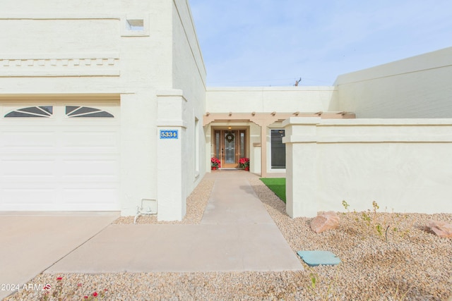 view of entrance to property