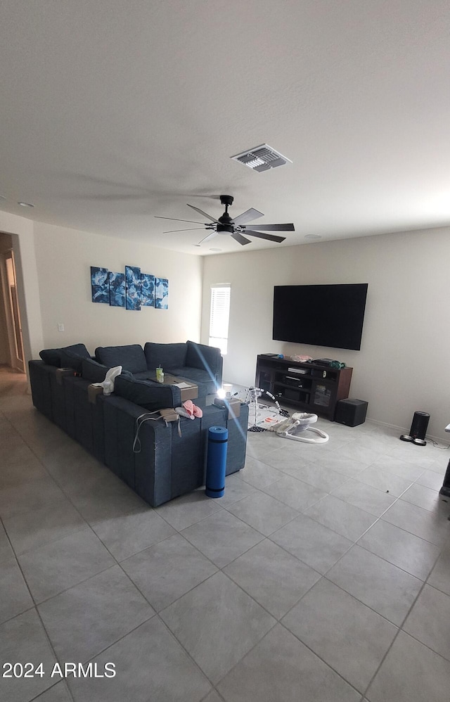 living room featuring ceiling fan