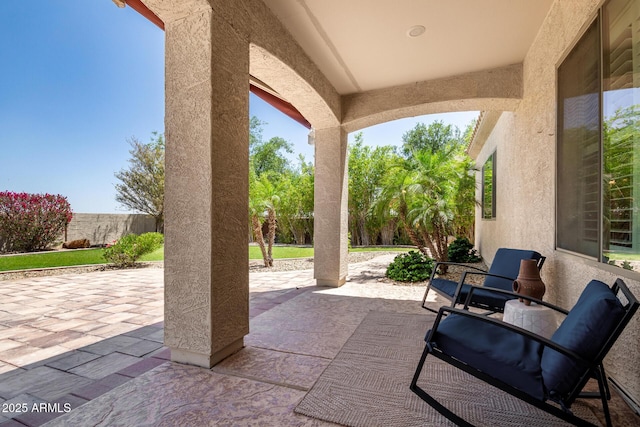 1804 W Magdalena Ln, Phoenix, AZ 85041 - view of patio with fence