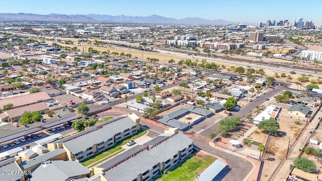 bird's eye view featuring a mountain view