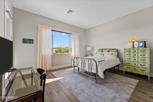 4240 Blacksmith Way, Wickenburg, AZ 85390 - bedroom featuring wood finished floors and baseboards